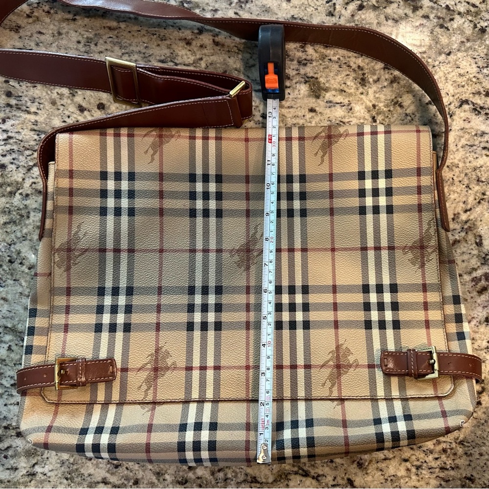 Vintage Burberry Messenger Bag - Picture 15 of 16